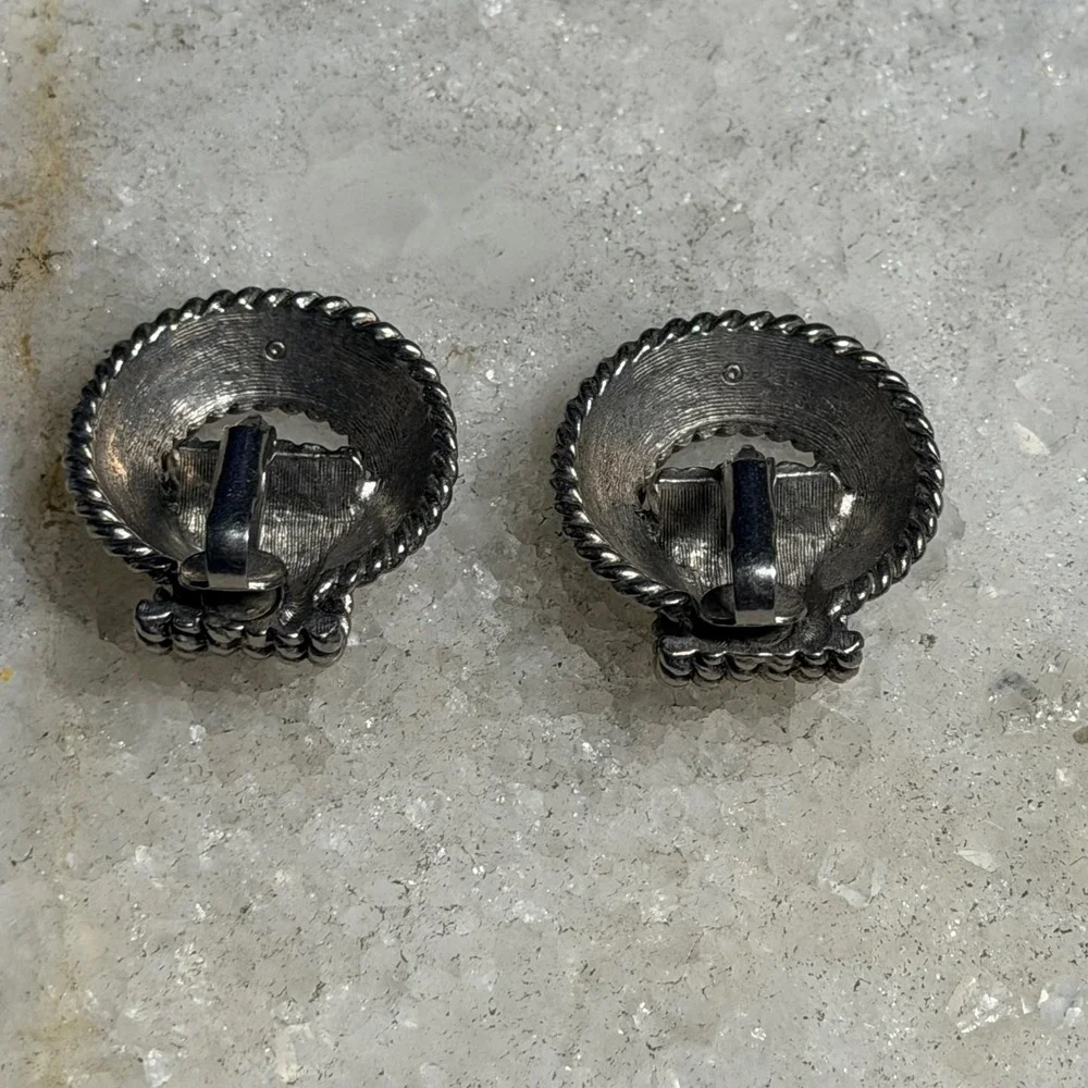 Silver Tone Rope Knot Clip-On Earrings Coastal Nautical Preppy Vintage Style